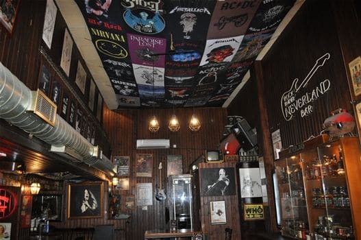 Neverland Rock Bar - Down the other end of the bar