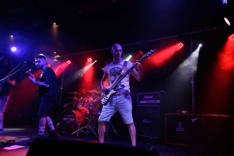 Amoiroi - Band Gig 1 Amoiroi - Band Gig 1